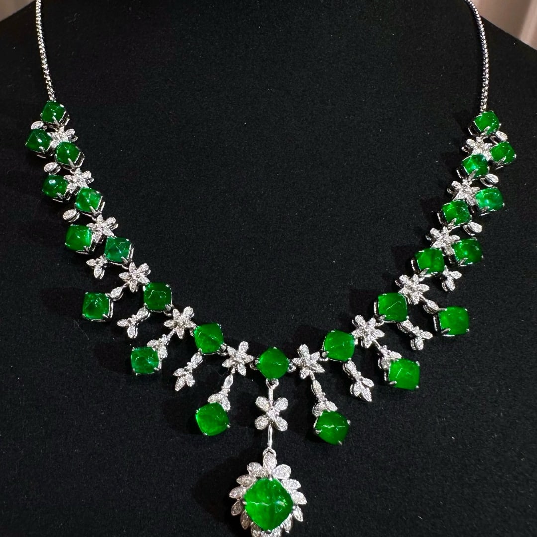14k Gold 11.08 Ctw Vivid Green Natural Emerald & Diamond Necklace - 2