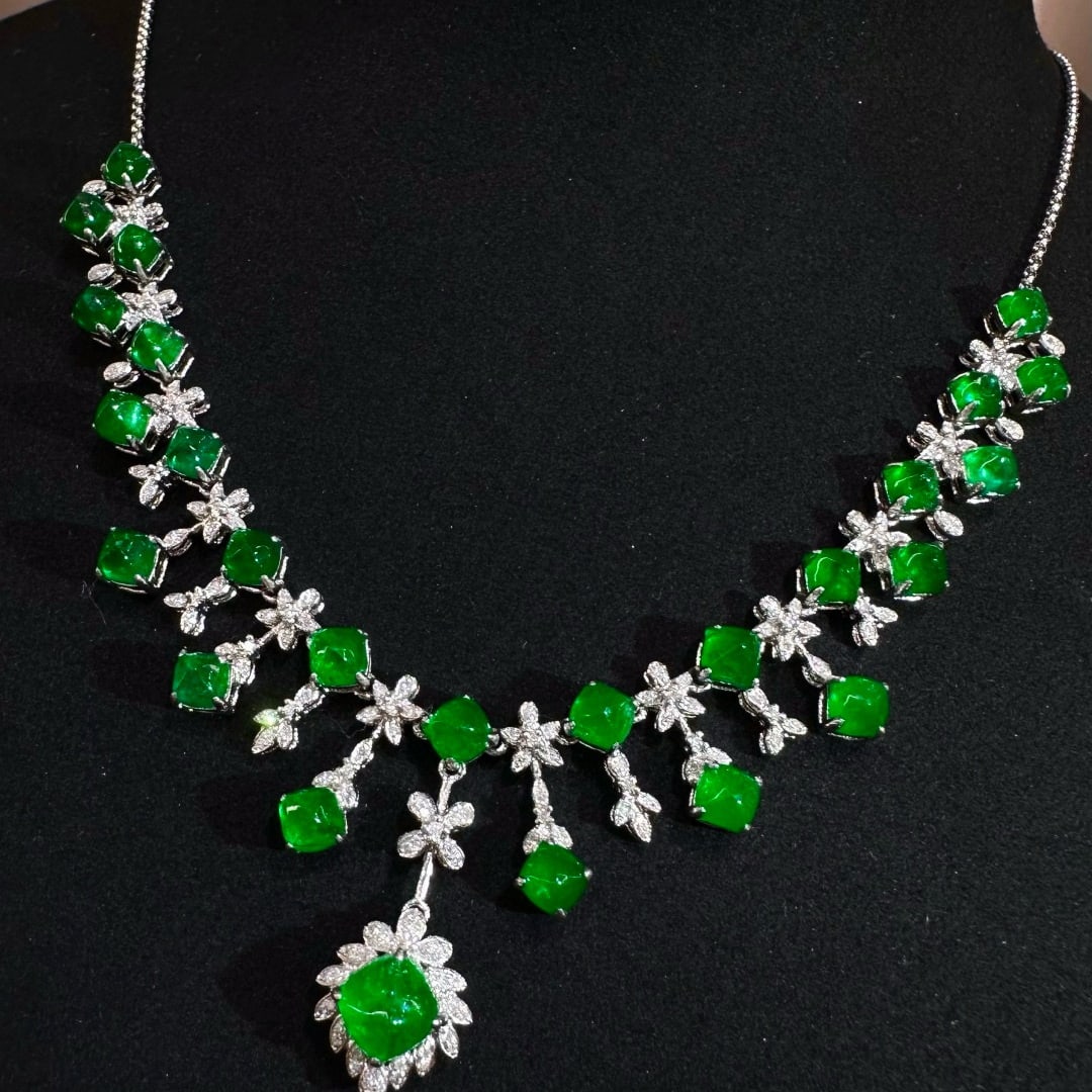 14k Gold 11.08 Ctw Vivid Green Natural Emerald & Diamond Necklace - 3