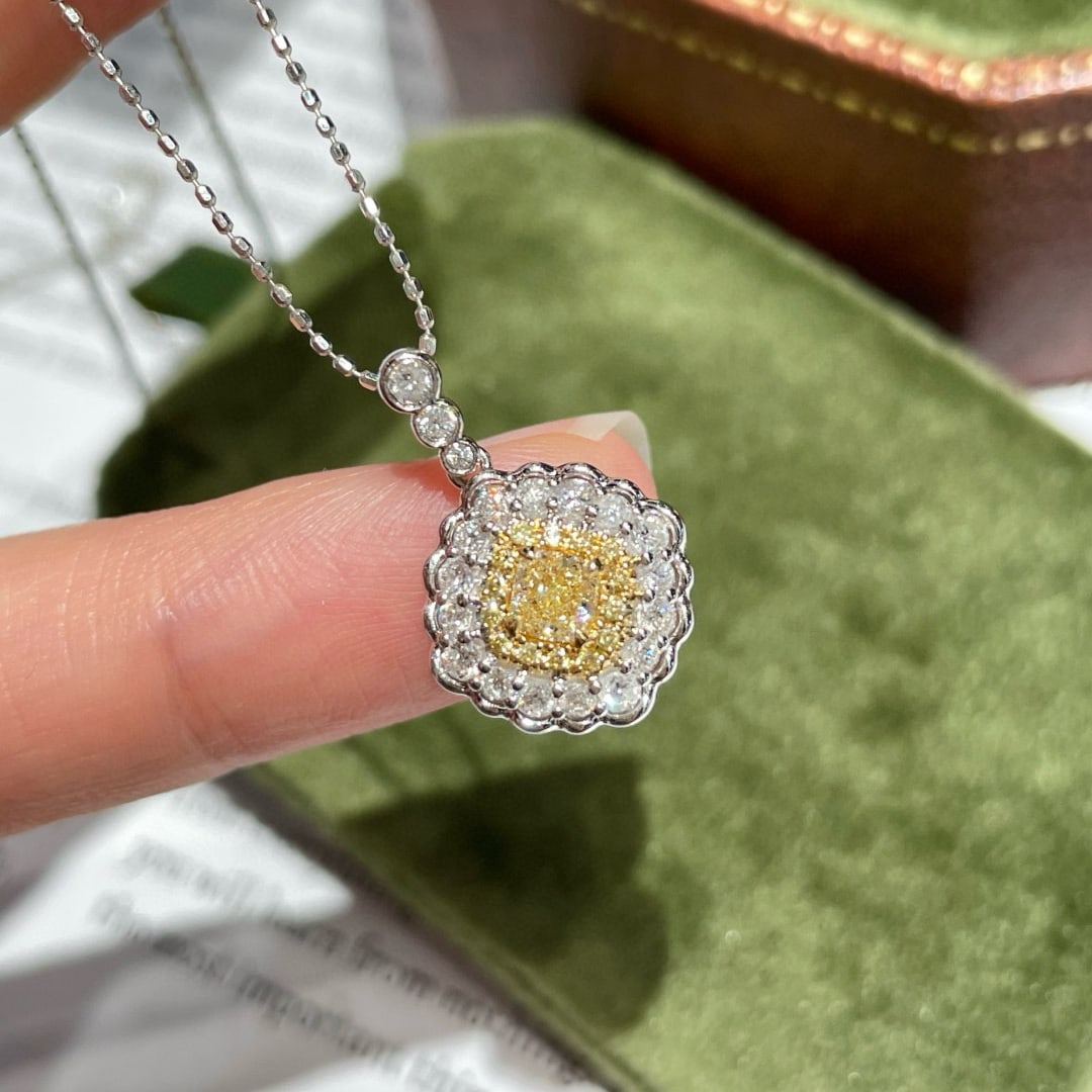 14k Gold 0.71 Ctw Natural Yellow Diamond & Diamond Pendant( Without Chain ): Ref:231062416 // gold content:14k gold // main gemstone:yellow diamond // shape:cushion // carat weight:0. 3ct // color:yellow // treatment:natural // // adjacent gemstone 2 : diamond // shape:round