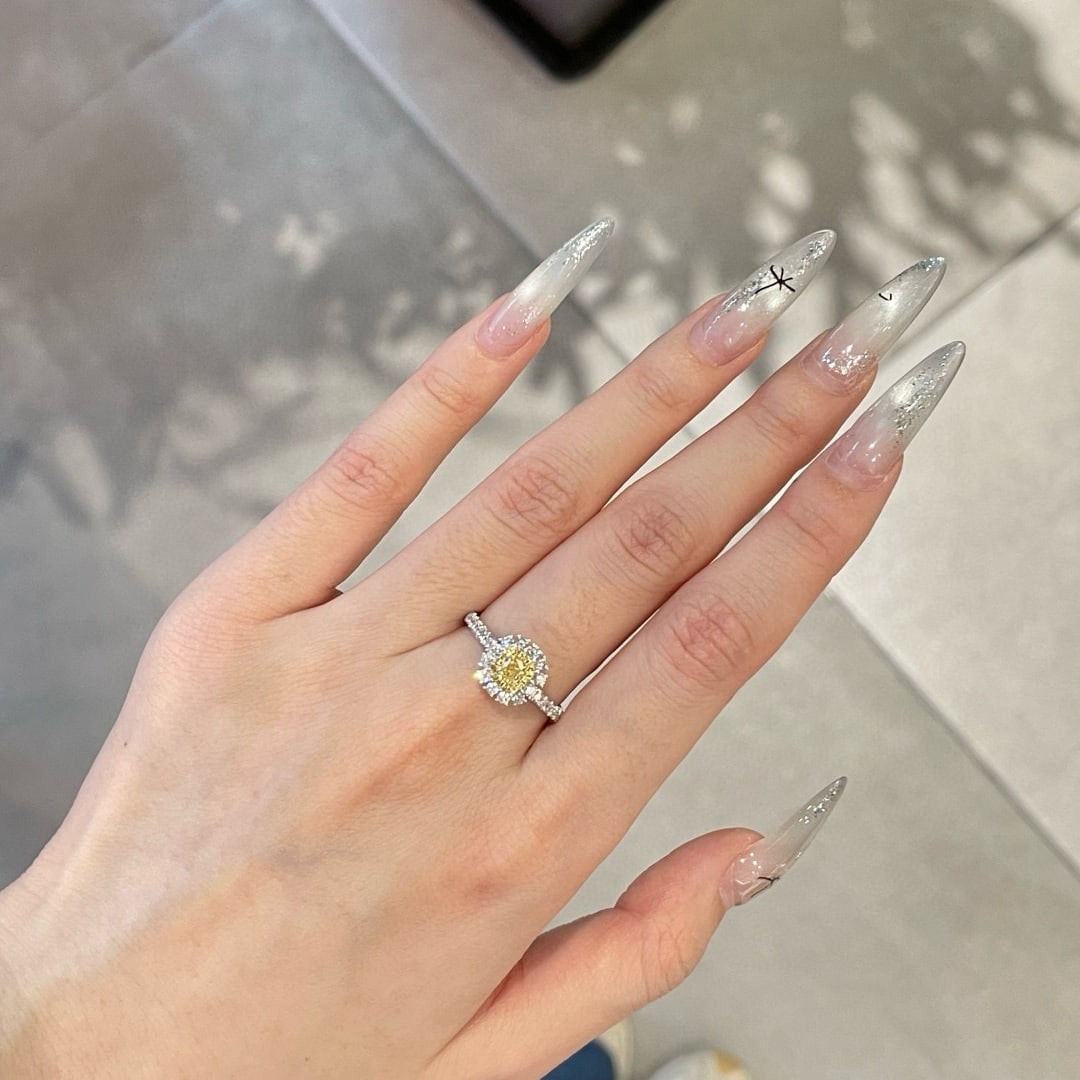 14k Gold 0.75 Ctw Natural Yellow Diamond & Diamond Ring - 3