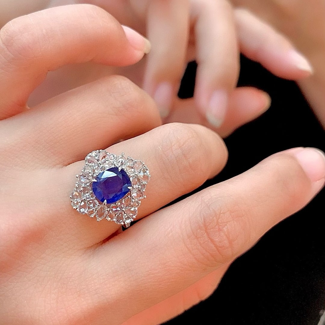 14k Gold 2.00 Ct Natural Sapphire & Sapphire & Diamond Ring - 6