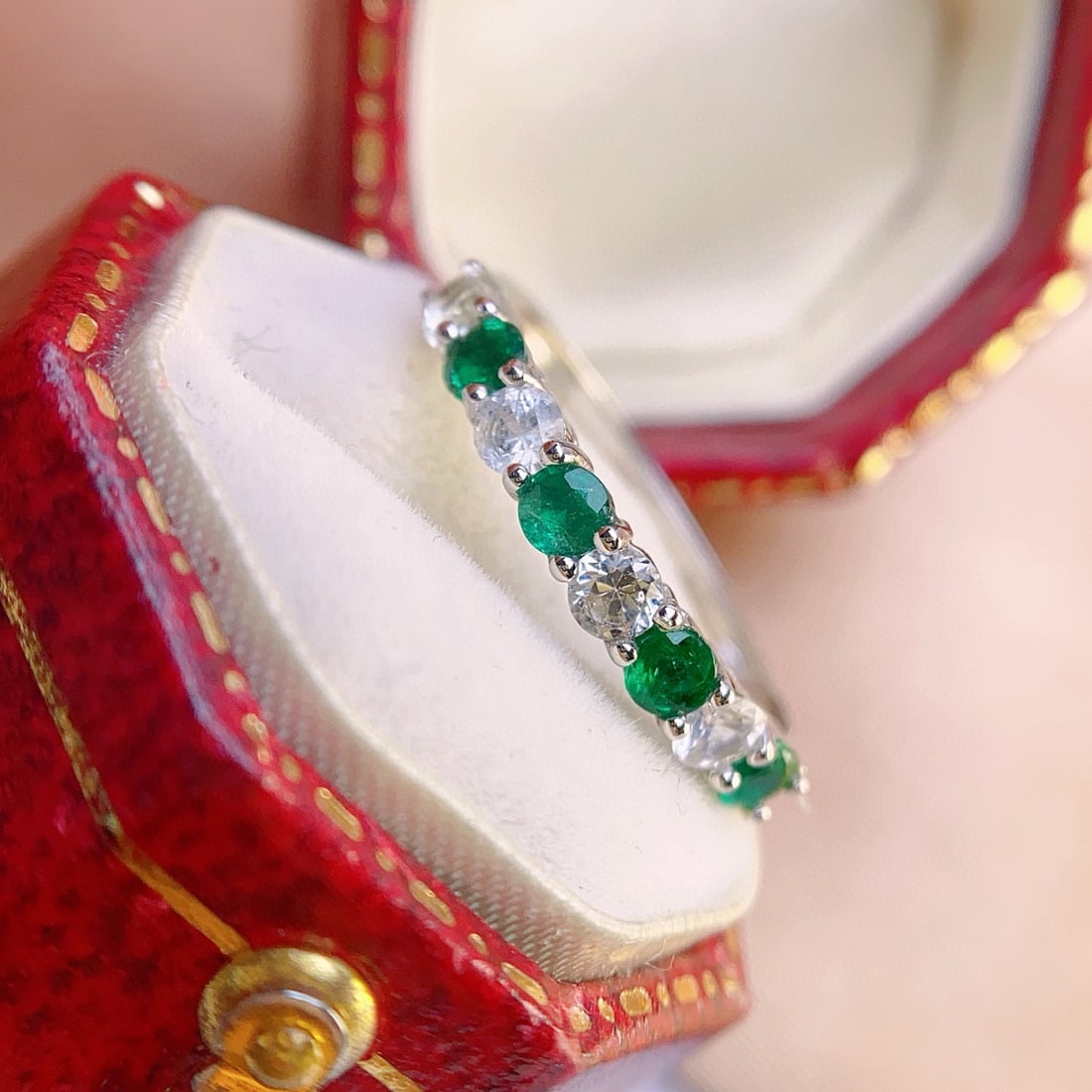 14k Gold 0.45 Ct Natural Emerald & Sapphire Ring - 3
