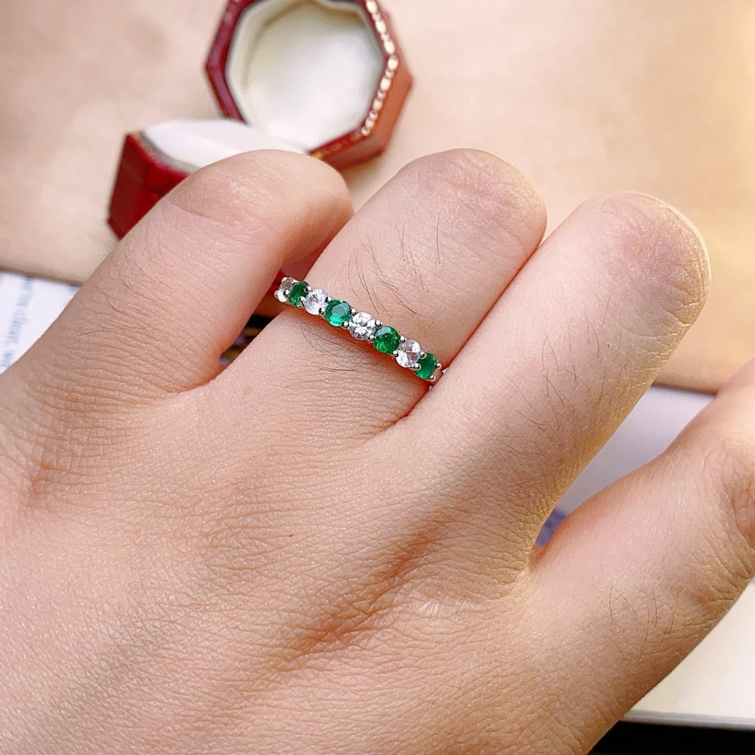 14k Gold 0.45 Ct Natural Emerald & Sapphire Ring - 4