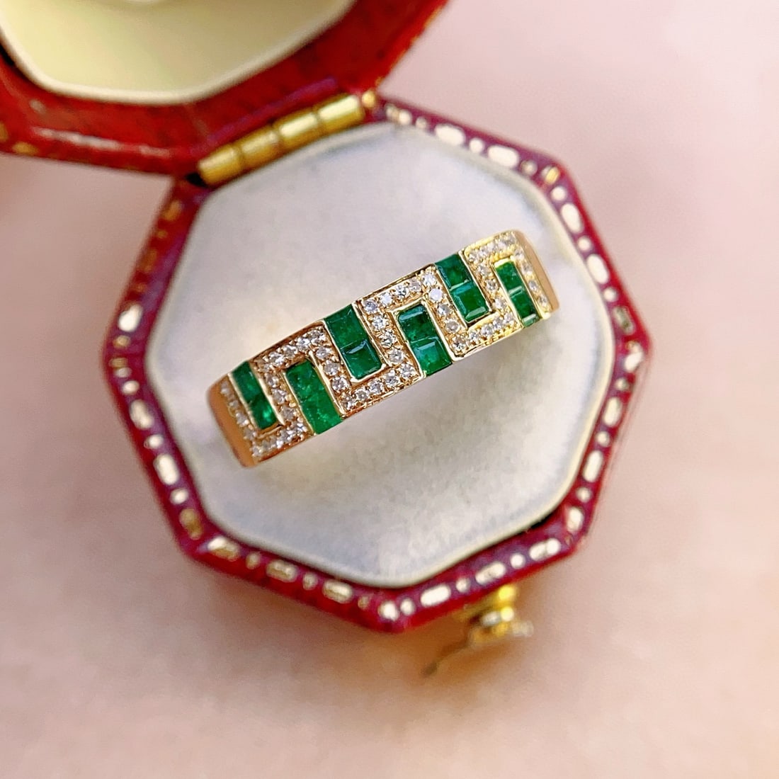 14k Gold 0.80 Ct Natural Emerald & Diamond Ring - 4