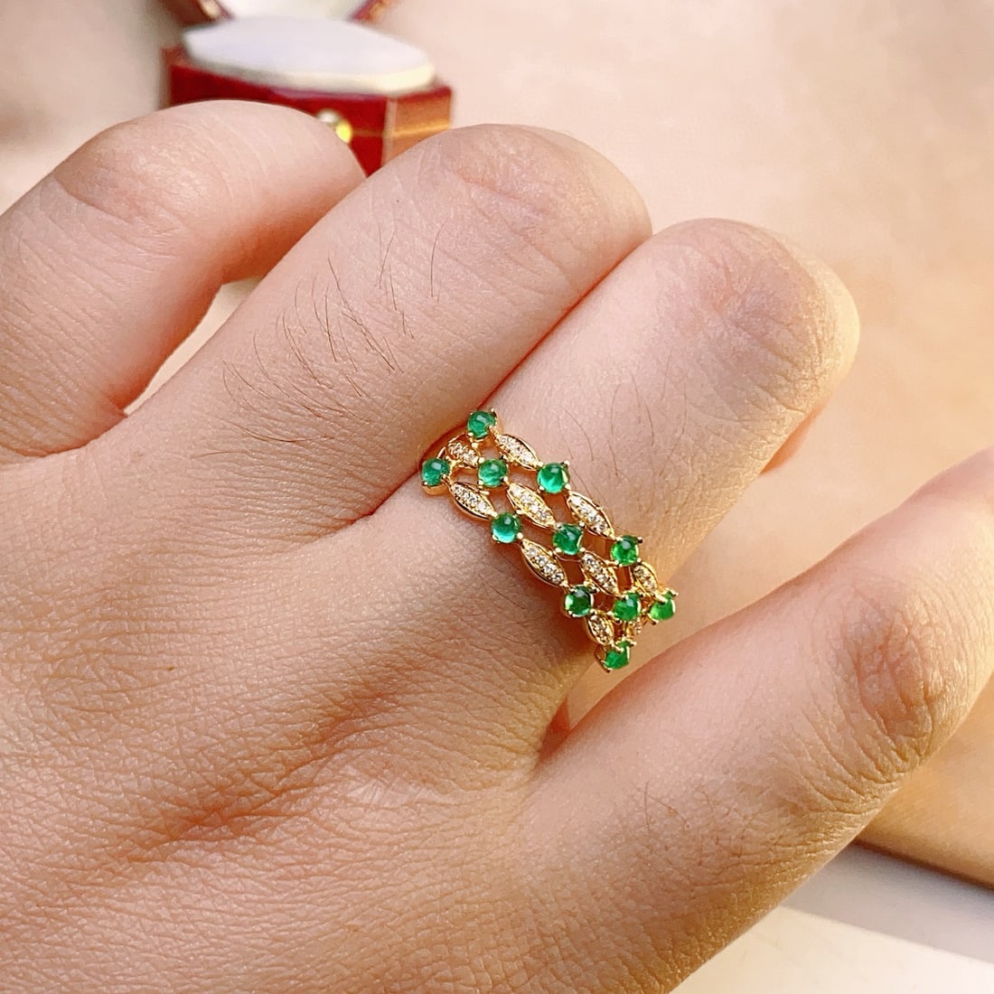 14k Gold 1.00 Ct Natural Emerald & Diamond Ring - 6