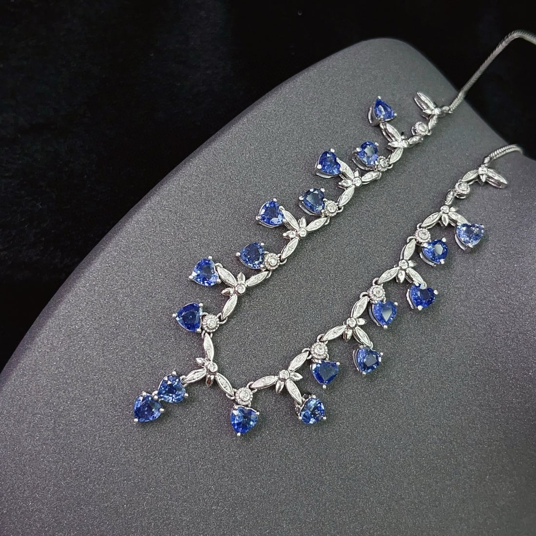 14k Gold 9.55 Ct Natural Sapphire & Diamond Necklace - 2