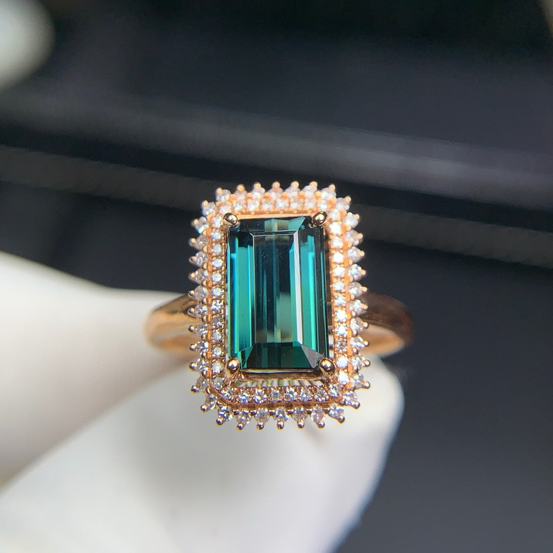 14k Gold 2.7 Ct Natural Tourmaline & Diamond Ring: Ref:231063012 // gold content:14k gold // ring size:7. 25us // // main gemstone:tourmaline // shape:octagonal // carat weight:2. 7ct // color:green // treatment:natural // // adjacent gemstone 2 :