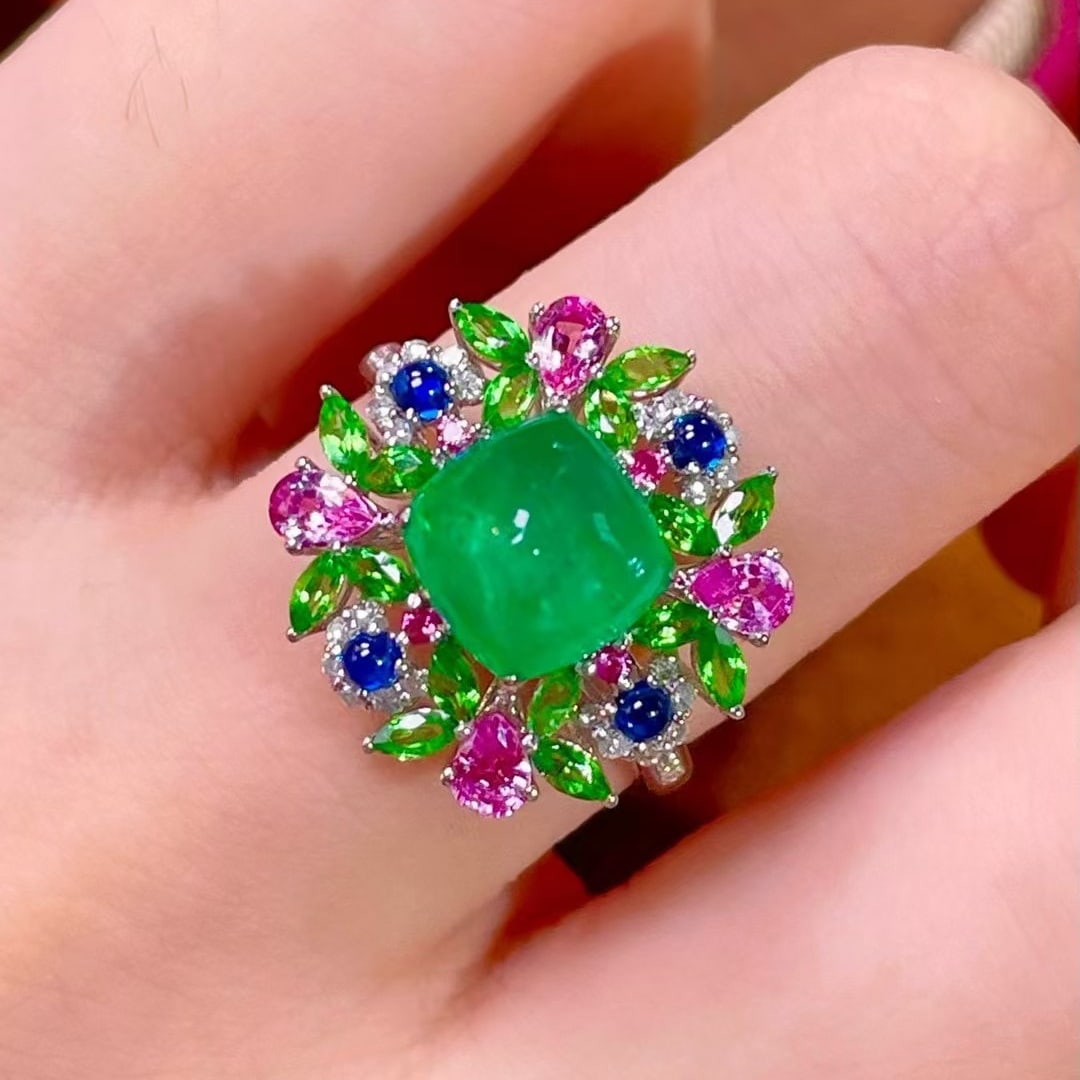 14k Gold 2.65 Ct Vivid Green Natural Emerald & Diamond & Sapphire & Tsavorite Ring - 5