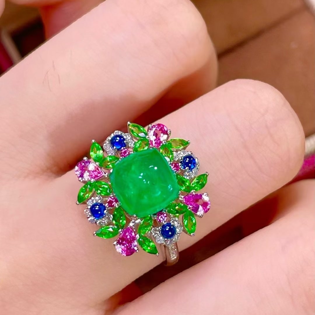 14k Gold 2.65 Ct Vivid Green Natural Emerald & Diamond & Sapphire & Tsavorite Ring - 6