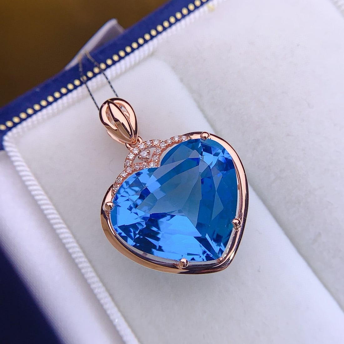 14k Gold 12.36 Ctw Natural Topaz & Diamond Pendant( Without Chain ) - 3