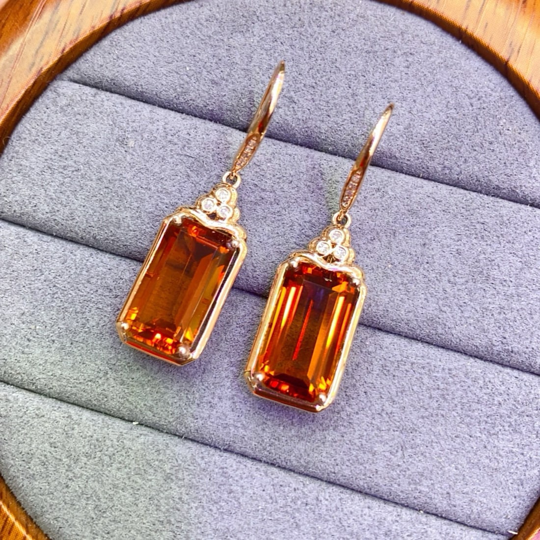 14k Gold 9.5 Ct Natural Citrine & Diamond Earrings - 4