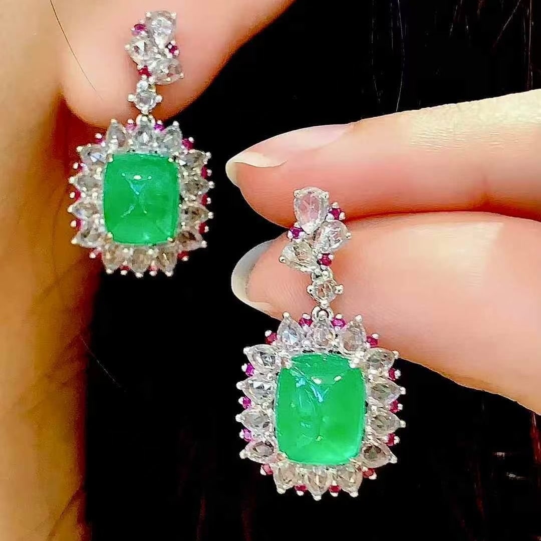 14k Gold 5.9 Ct Vivid Green Natural Emerald & Diamond Earrings - 3