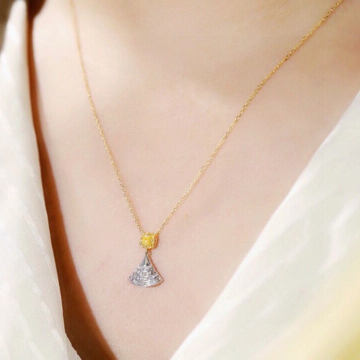 14k Gold 0.3 Ct Natural Color Diamond Necklace - 8