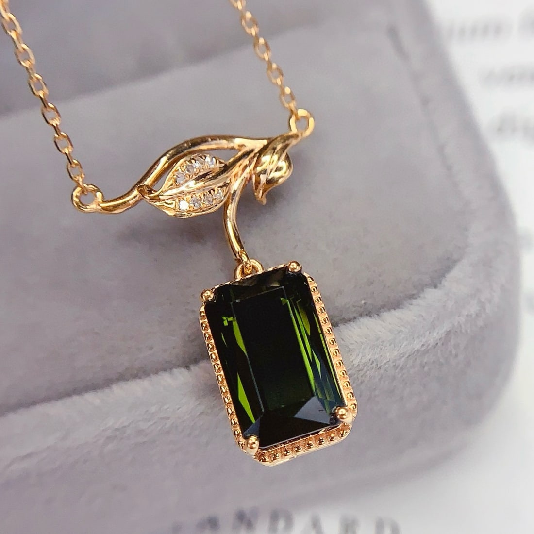 14k Gold 2.45 Ct Natural Tourmaline & Diamond Necklace - 3
