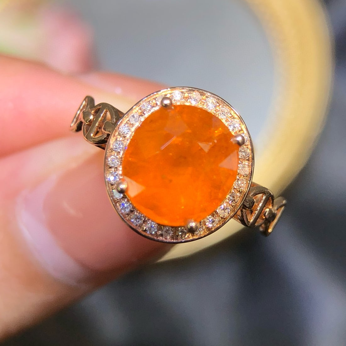 14k Gold 4.3 Ct Natural Spessartine & Diamond Ring - 4