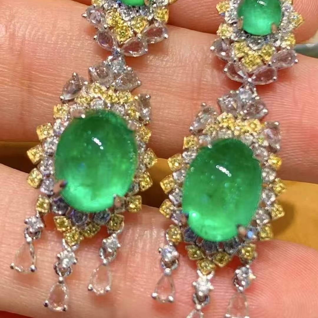 14k Gold 7 Ct Natural Emerald & Diamond Earrings - 3