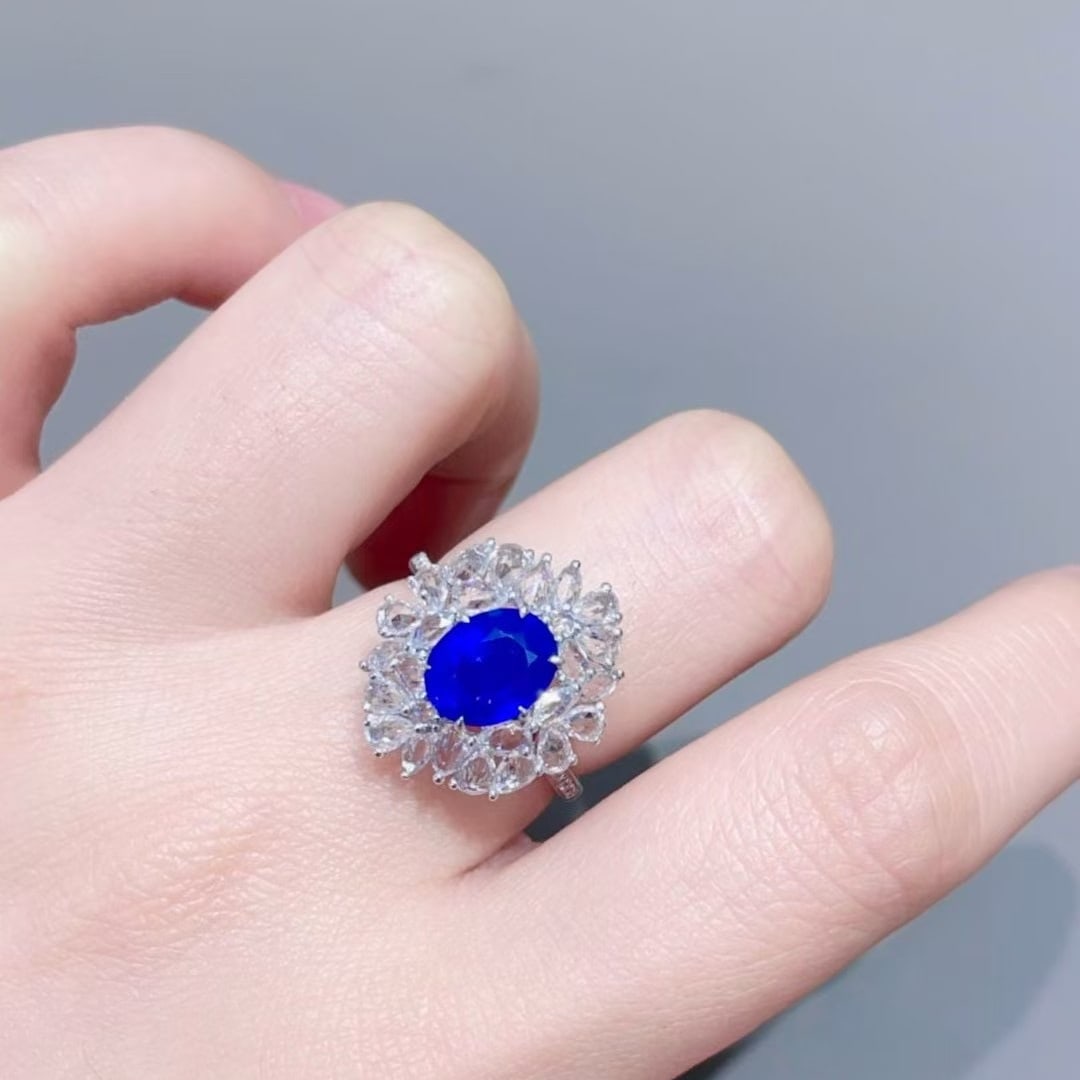 14k Gold 2.43 Ct Natural Sapphire & Diamond & Sapphire Ring - 3
