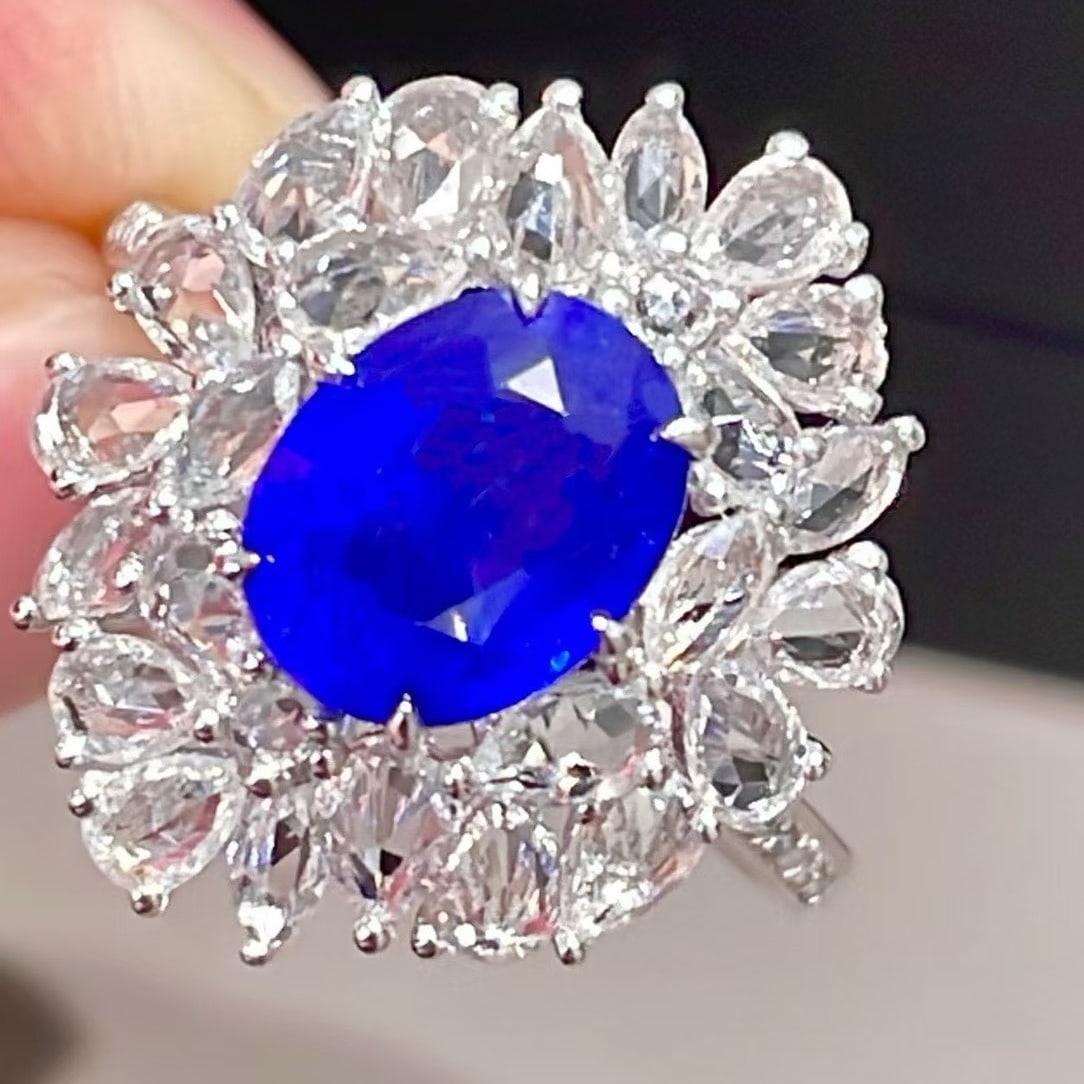 14k Gold 2.43 Ct Natural Sapphire & Diamond & Sapphire Ring - 4