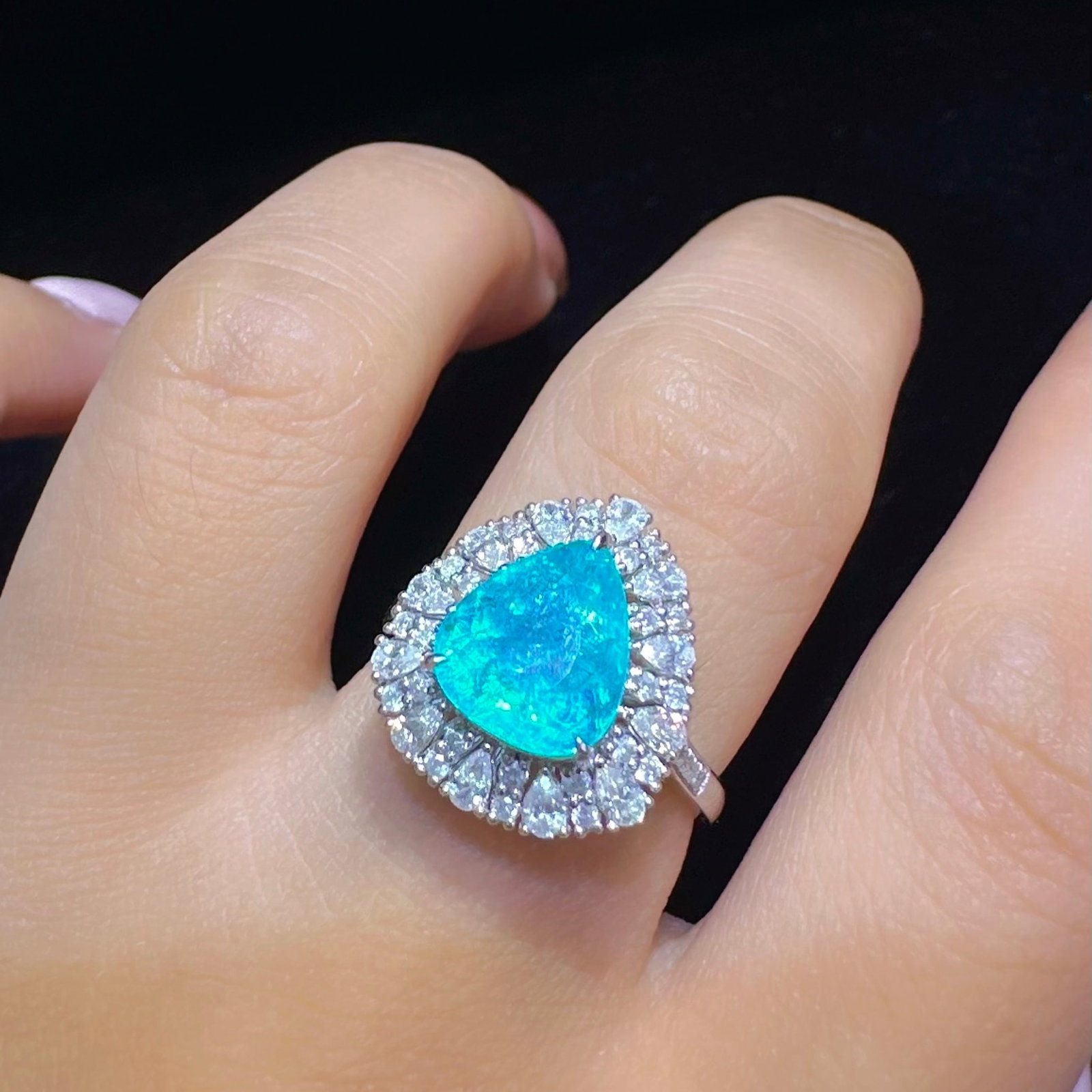 14k Gold 3.55 Ctw Natural Paraiba Tourmaline & Diamond Ring - 3