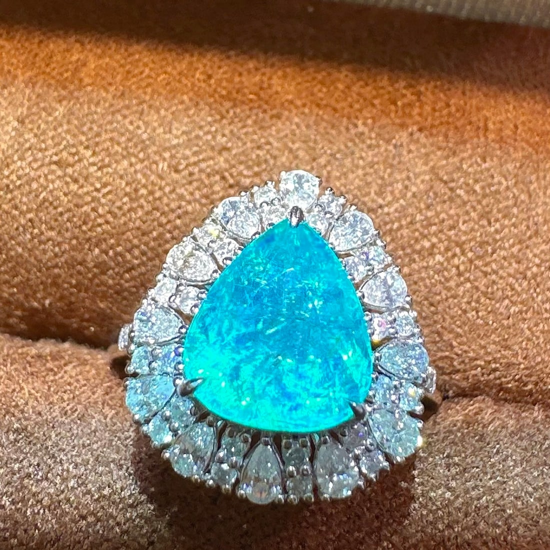 14k Gold 3.55 Ctw Natural Paraiba Tourmaline & Diamond Ring - 4