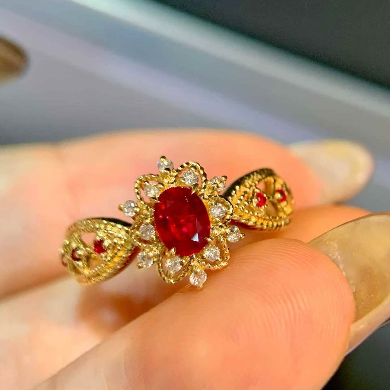 14k Gold 0.57 Ctw Natural Ruby & Diamond Ring - 4