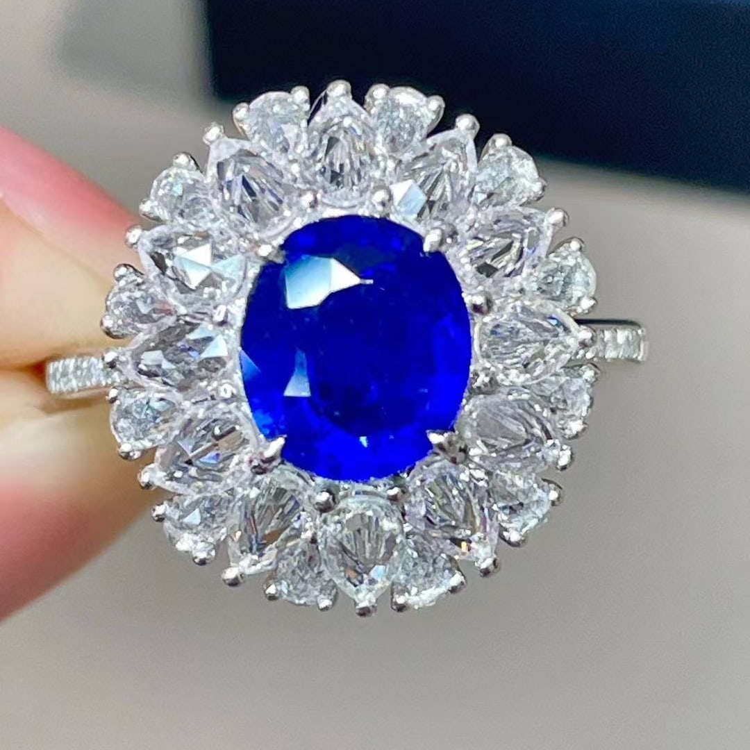 14k Gold 1.58 Ct Natural Sapphire & Sapphire & Diamond Ring: Ref:231063219 // gold content:14k gold // ring size:7. 25us // // main gemstone:sapphire // shape:oval // carat weight:1. 58ct // color:royal blue // treatment:natural // // adjacent gemstone 2 :