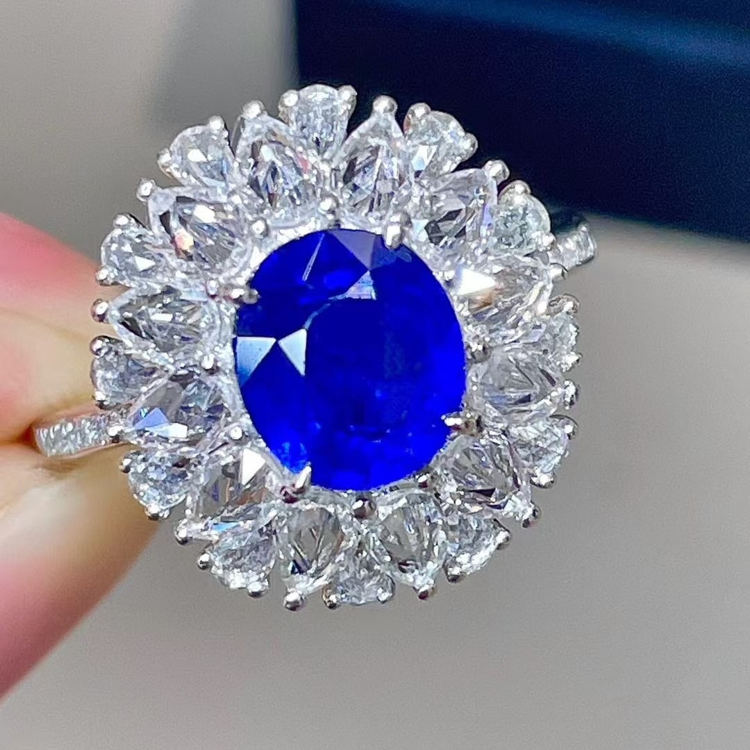 14k Gold 1.58 Ct Natural Sapphire & Sapphire & Diamond Ring - 4