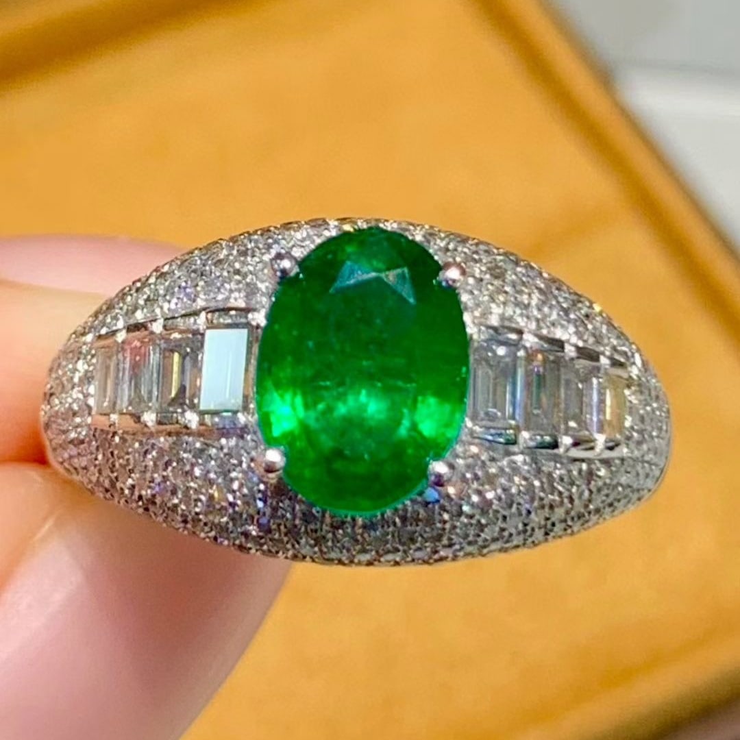 14k Gold 1.22 Ct Vivid Green Natural Emerald & Diamond Ring - 6
