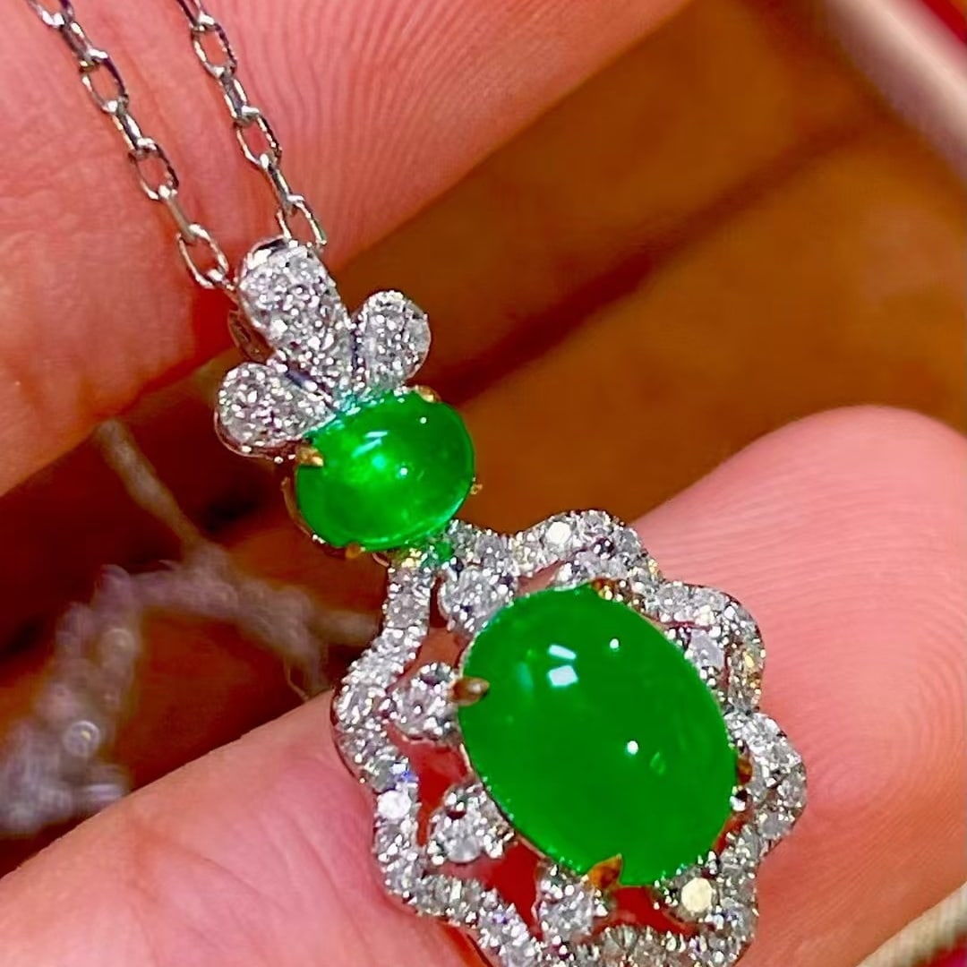 14k Gold 1.2 Ct Vivid Green Natural Emerald & Diamond Pendant( Without Chain ) - 5