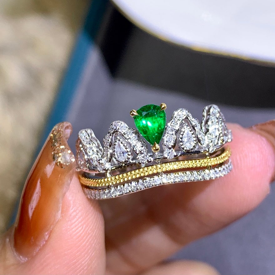 14k Gold 0.58 Ctw Vivid Green Natural Emerald & Diamond Ring - 8