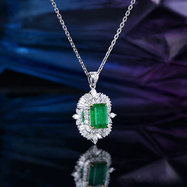14k Gold 2.59 Ctw Vivid Green Natural Emerald & Diamond Pendant( Without Chain ) - 2