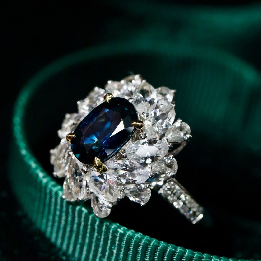14k Gold 1.47 Ctw Natural Sapphire & Diamond Ring - 5