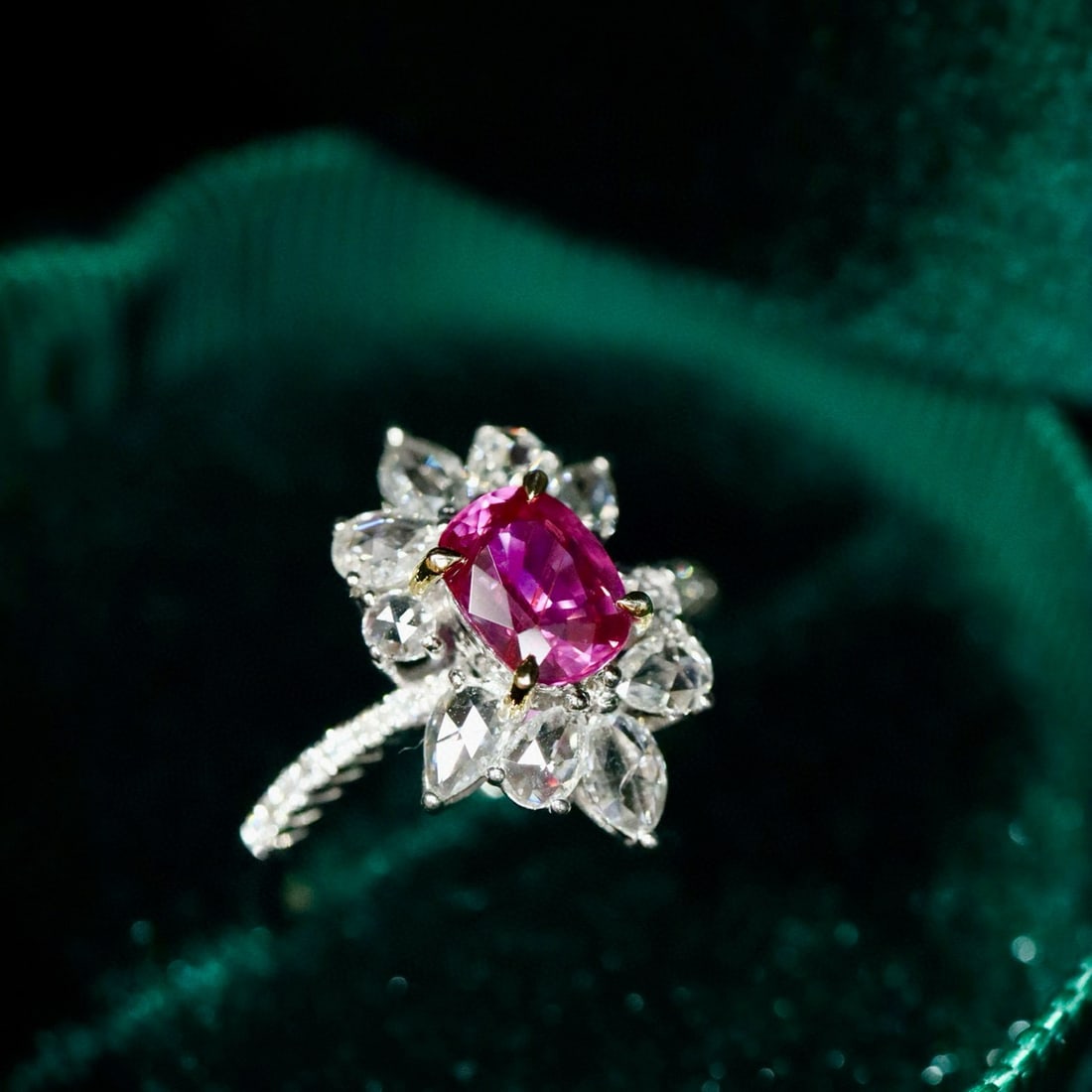 14k Gold 1.80 Ctw Natural Ruby & Diamond Ring - 2