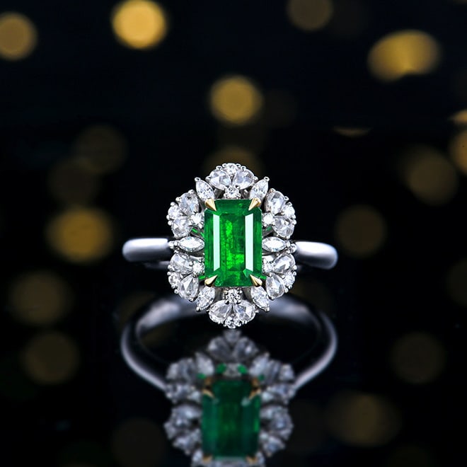 14k Gold 2.03 Ctw Vivid Green Natural Emerald & Diamond Ring/pendant( Without Chain ): Ref:231064026 // gold content:14k gold // ring size:7. 25us // // main gemstone:emerald // shape:octagonal // carat weight:1. 42ct // color:vivid green // treatment:natural // // adjacent gemstone 2 :