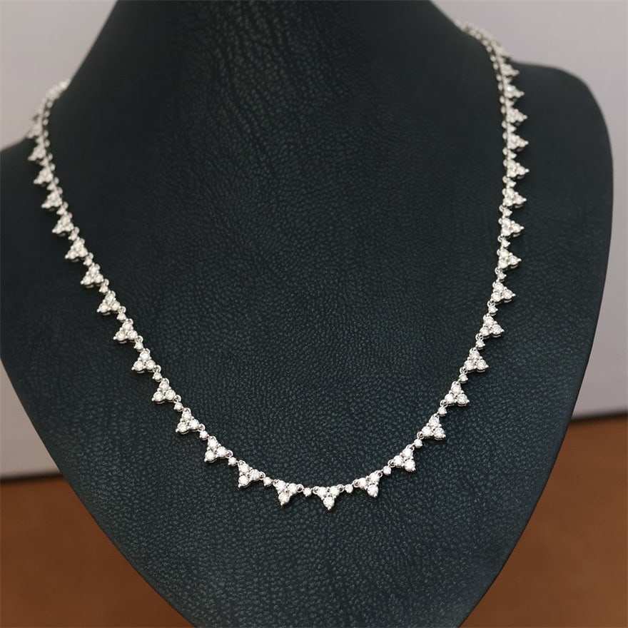 14k Gold 5.80 Ct Natural H Diamond Necklace: Ref:231064051 // gold content:14k gold // main gemstone:diamond // shape:round // carat weight:5. 80ct // clarity grade:vs-si // color:h // treatment:natural // cut grade:g // Condition: New High Esti