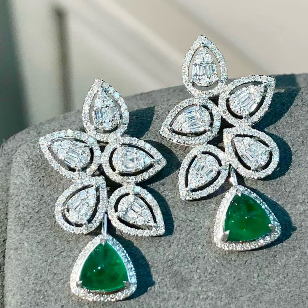14k Gold 2.42 Ctw Vivid Green Natural Emerald & Diamond Earrings - 5