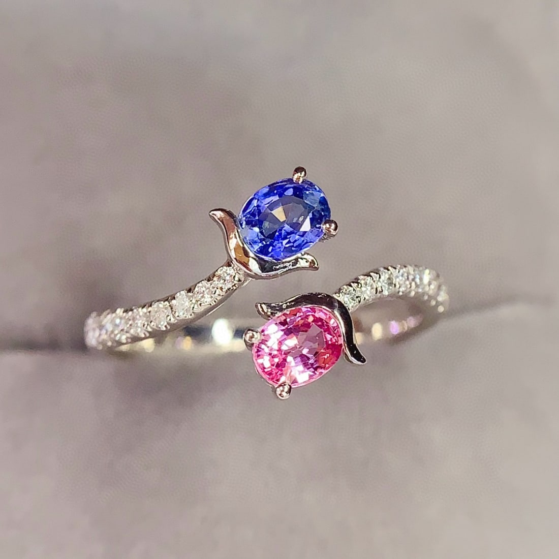 14k Gold 0.8 Ct Natural Sapphire & Diamond & Toi Et Moi Ring - 5