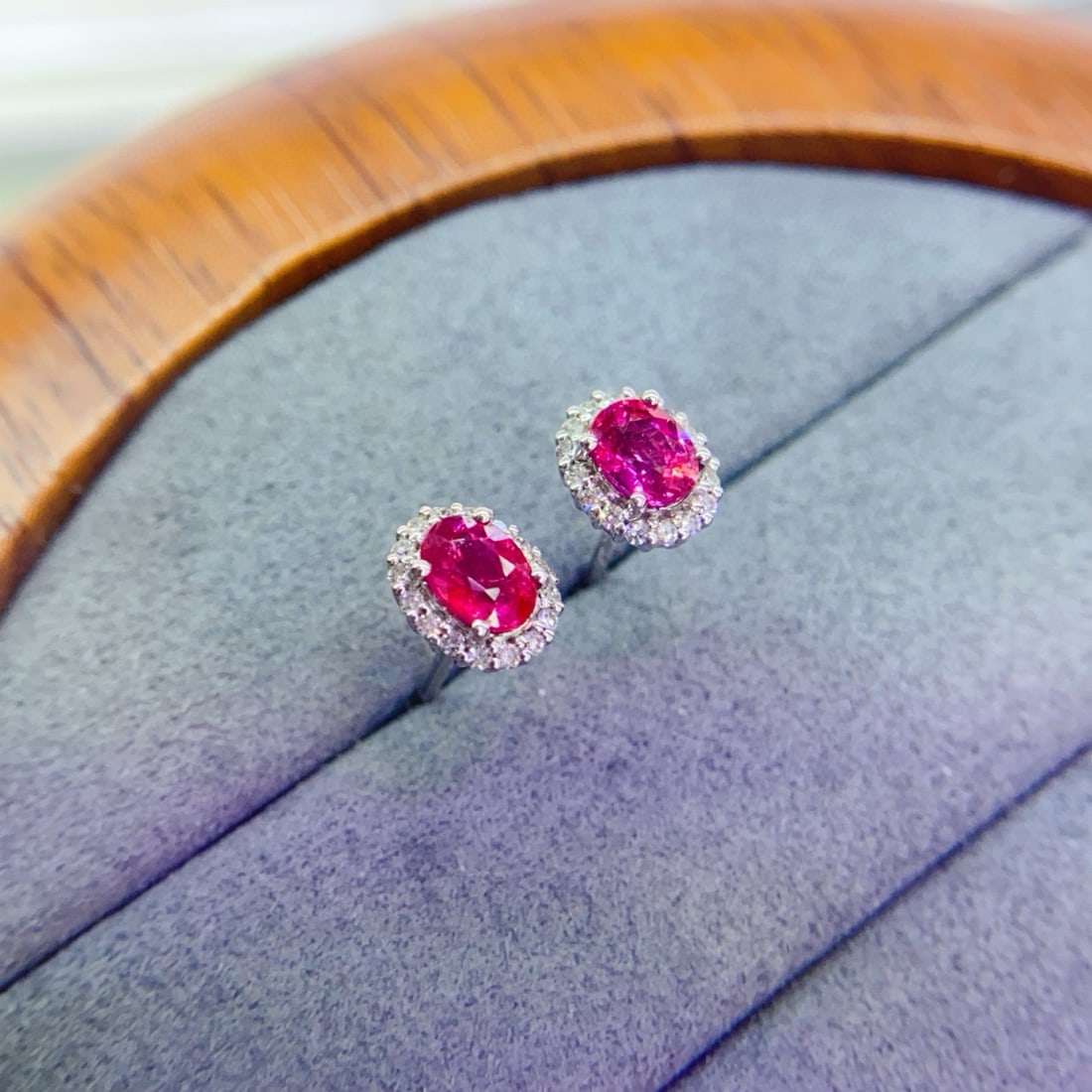 14k Gold 0.9 Ct Natural Ruby & Diamond Earrings - 4