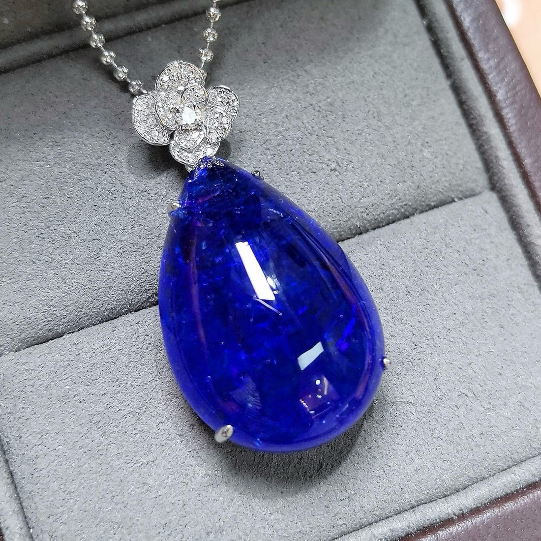 14k Gold 46.60 Ctw Natural Tanzanite & Diamond Pendant( Without Chain ) - 5