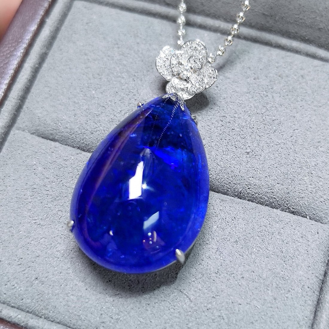 14k Gold 46.60 Ctw Natural Tanzanite & Diamond Pendant( Without Chain ) - 7