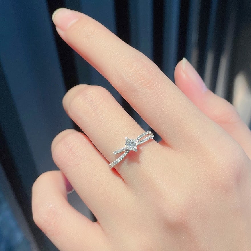 14k Gold 0.43 Ct Natural H Diamond Ring - 4