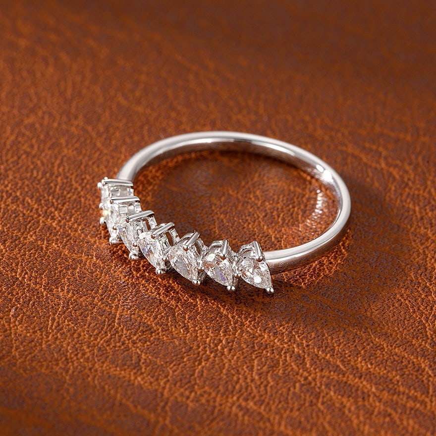 14k Gold 0.46 Ct Natural H Diamond Ring - 2