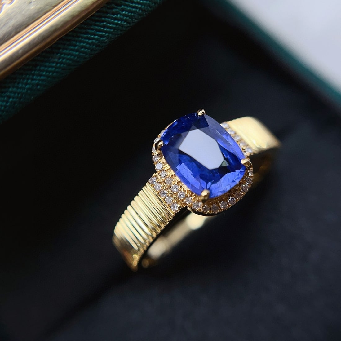 14k Gold 1.40 Ct Natural Sapphire & Diamond Ring - 4