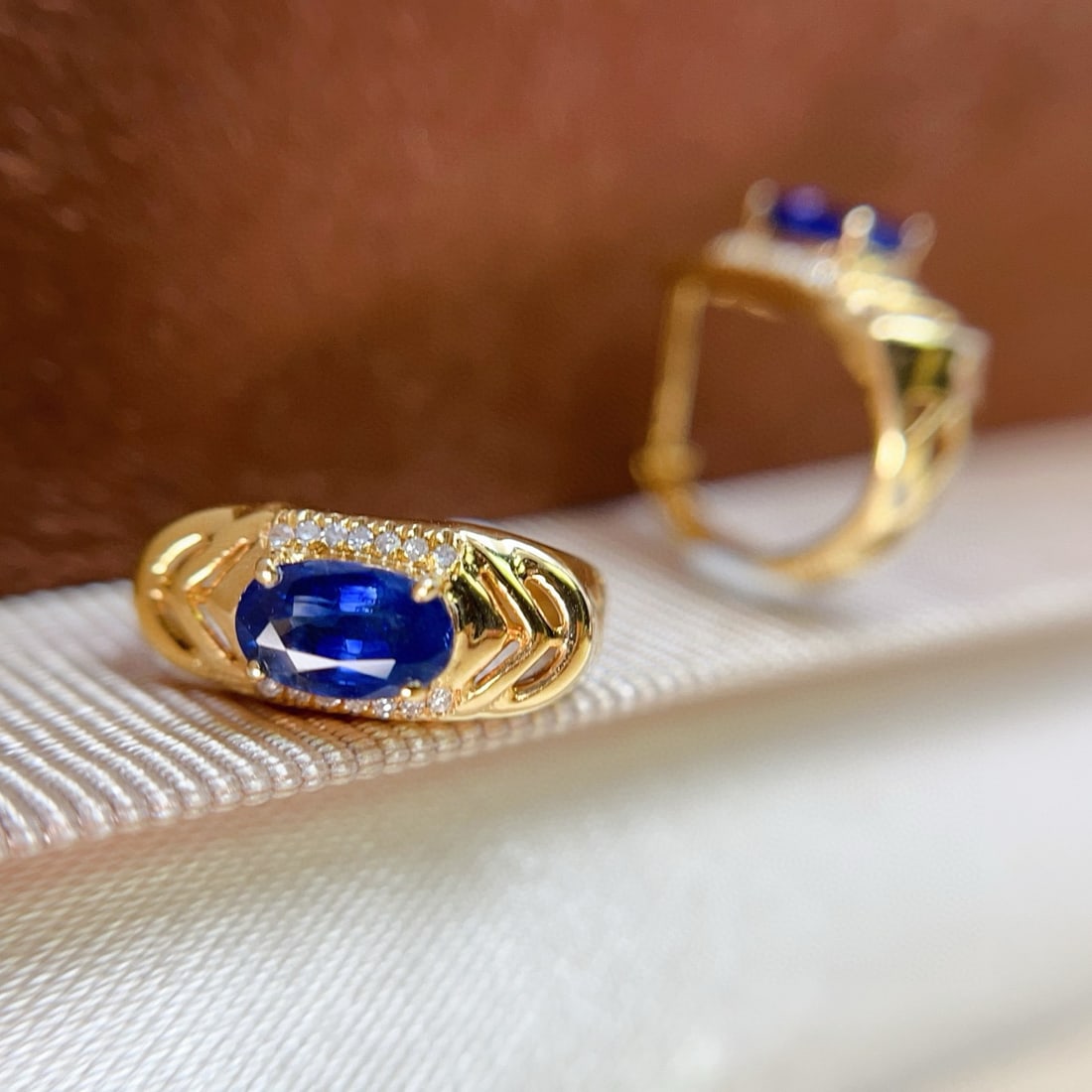 14k Gold 0.88 Ct Natural Sapphire & Diamond Earrings - 3