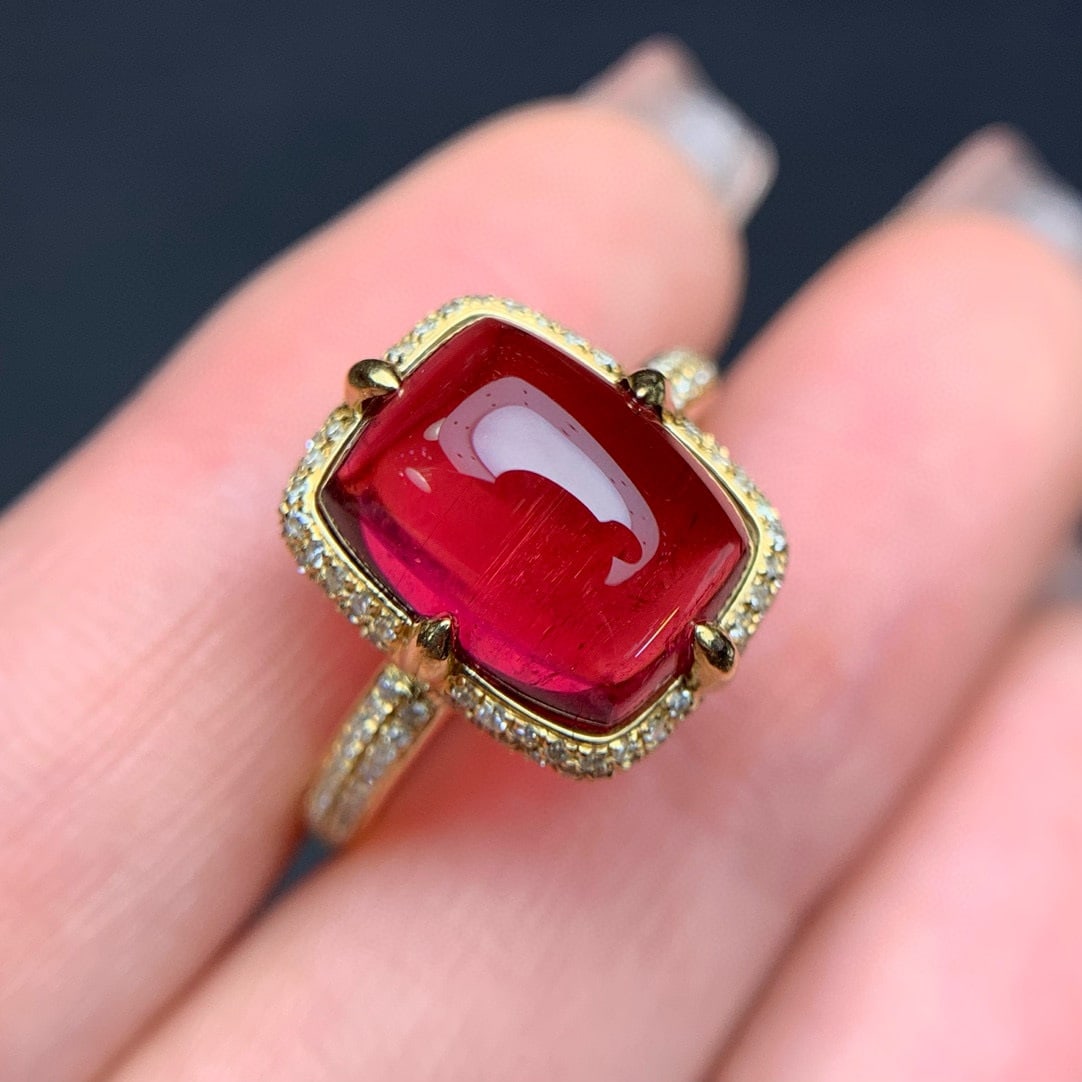 14k Gold 5.20 Ct Natural Tourmaline & Diamond Ring: Ref:231064149 // gold content:14k gold // ring size:7. 25us // // main gemstone:tourmaline // shape:cushion // carat weight:5. 20ct // color:red // treatment:natural // // adjacent gemstone 2 :