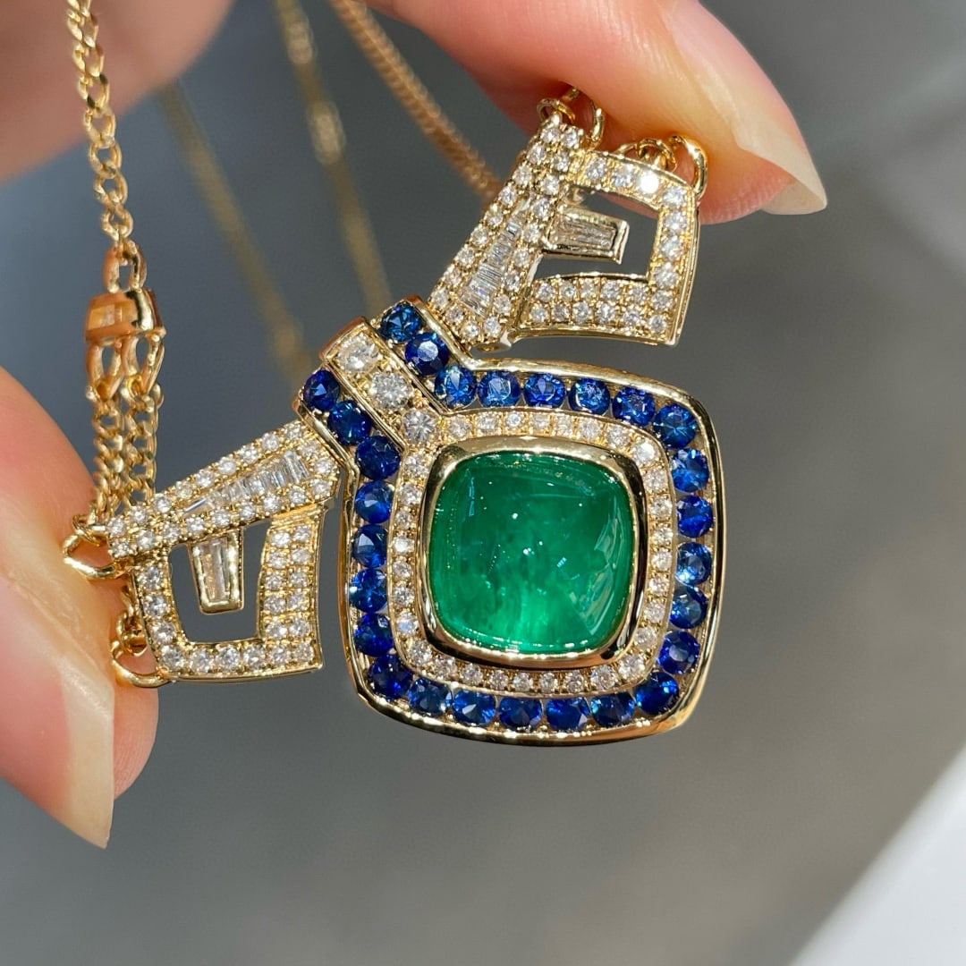 14k Gold 4.08 Ct Vivid Green Natural Emerald & Sapphire & Diamond Necklace - 4
