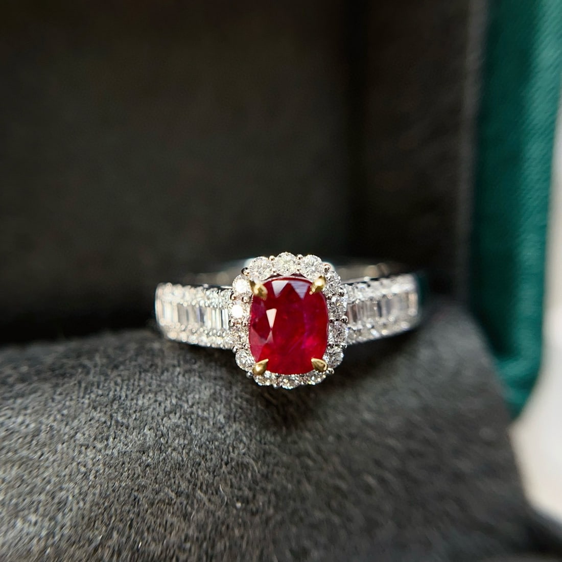 14k Gold 1.10 Ct Natural Ruby & Diamond Ring: Ref:231064175 // gold content:14k gold // ring size:7. 25us // // main gemstone:ruby // shape:cushion // carat weight:1. 10ct // color:red // treatment:natural // // adjacent gemstone 2 : diamond // n