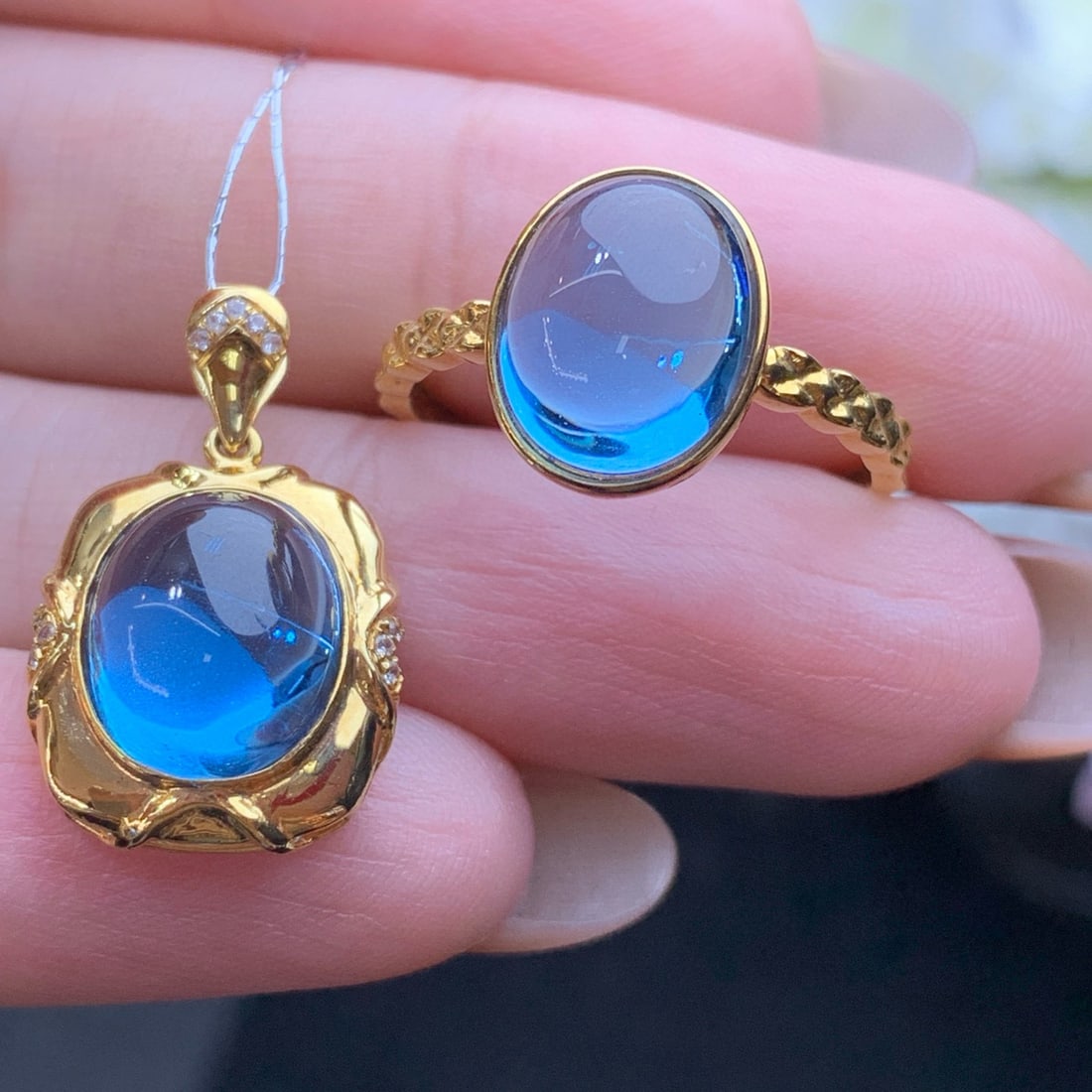 14k Gold 8.86 Ct Natural Topaz & Diamond Jewelry Set: Ref:231064179 // gold content:14k gold // ring size:7. 25us // // pendant(without chain) // main gemstone:topaz // shape:oval // carat weight:4. 62ct // color:blue // treatment:natural // // adjacent