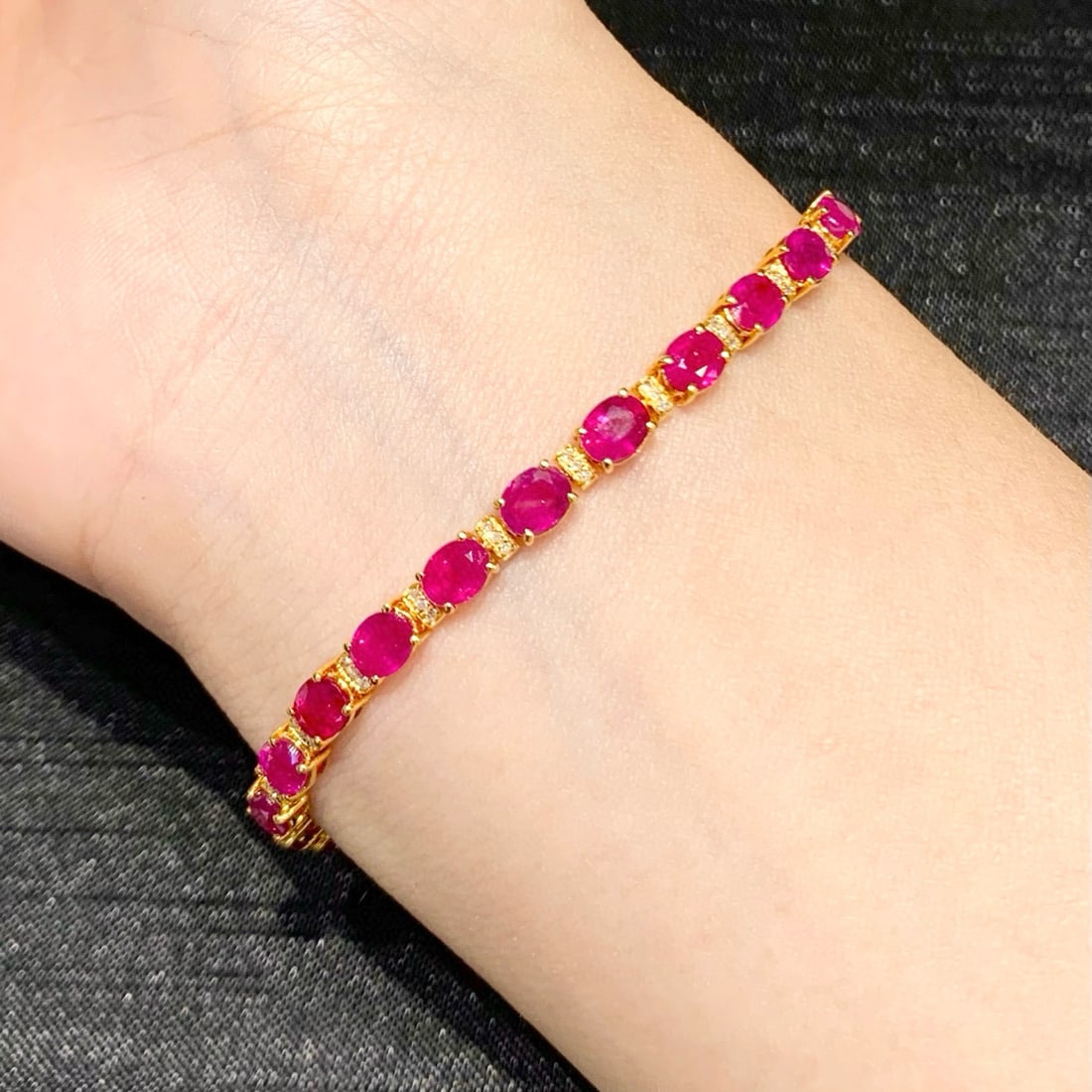 14k Gold 11.5 Ct Natural Ruby & Diamond Bracelet - 5