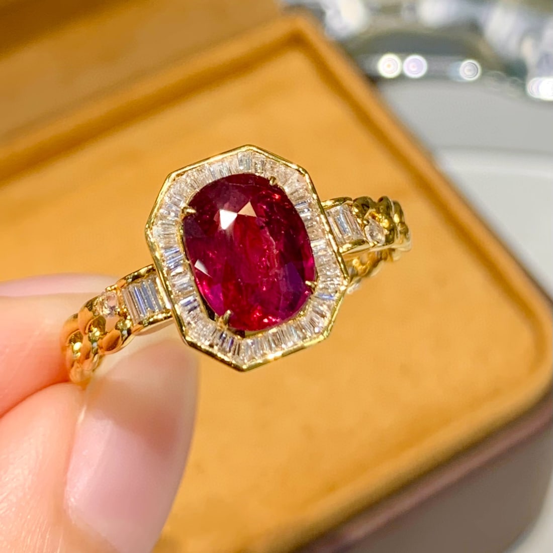 14k Gold 2.2 Ct Natural Ruby & Diamond Ring: Ref:231064195 // gold content:14k gold // ring size:7. 25us // // main gemstone:ruby // shape:oval // carat weight:2. 2ct // color:pigeonblood red // treatment:natural // // adjacent gemstone 2 :